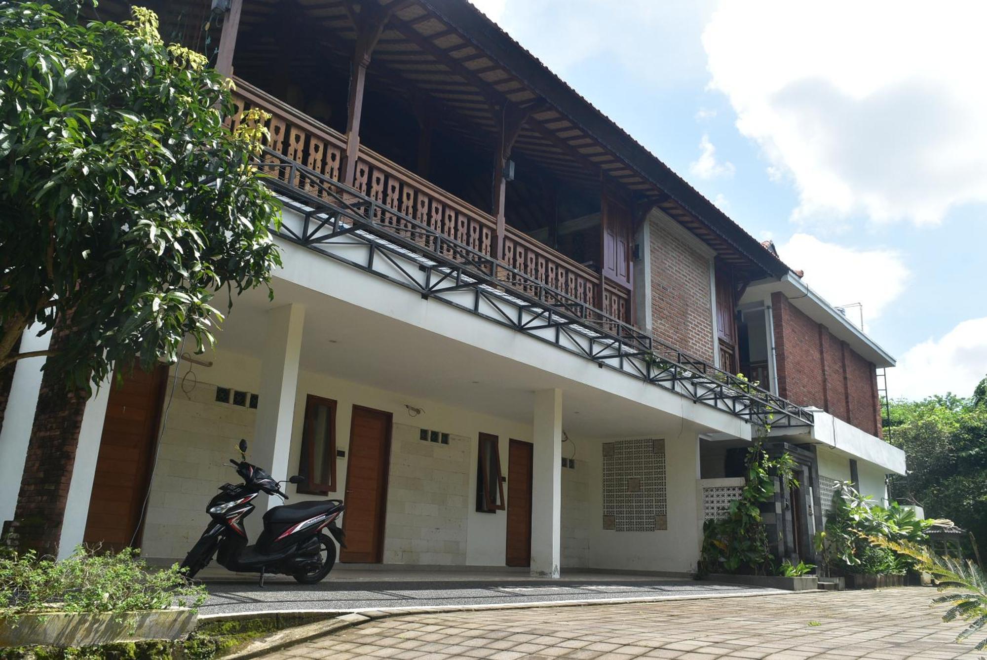 Ketut Joglo Guest House 努沙杜瓦 外观 照片