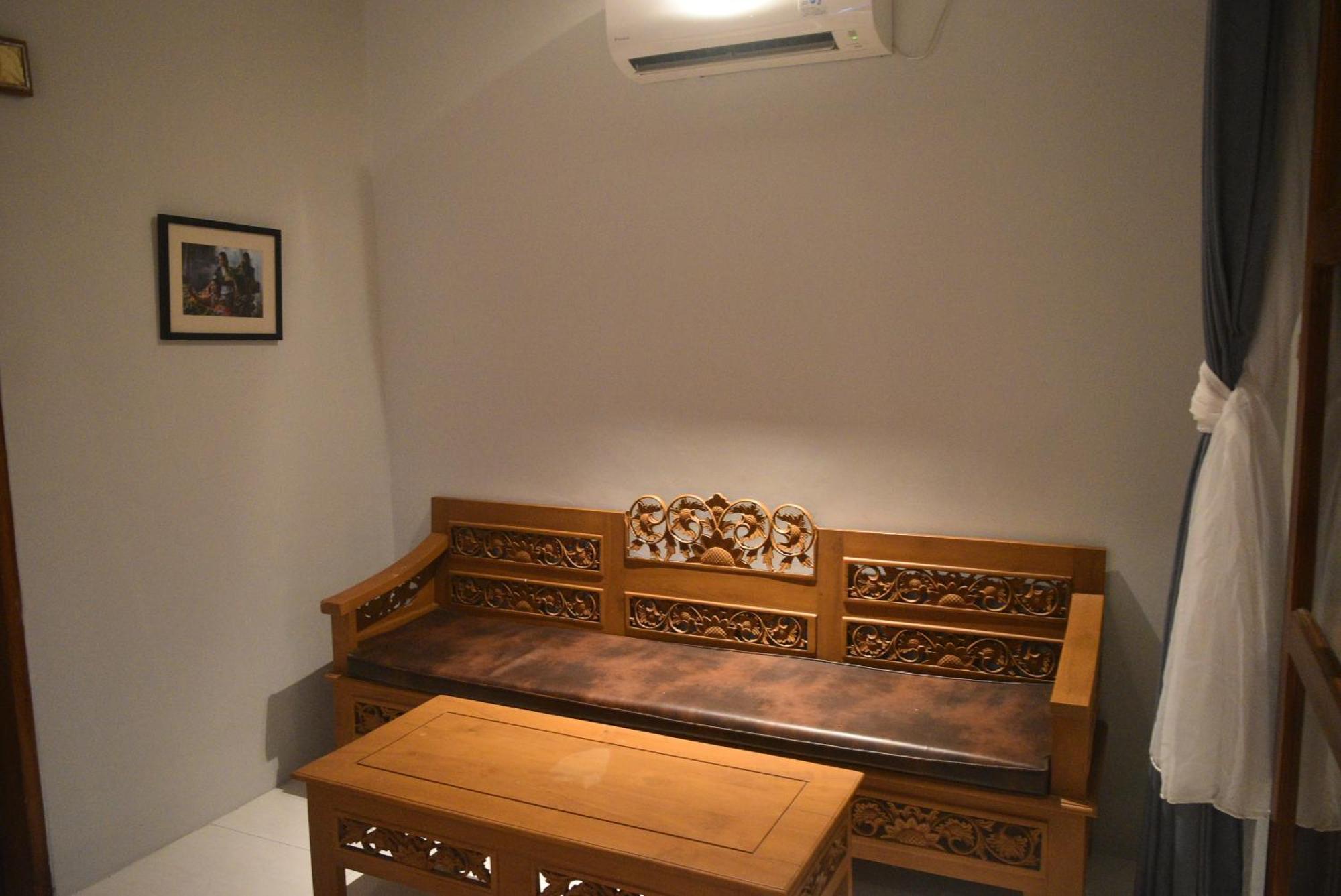 Ketut Joglo Guest House 努沙杜瓦 外观 照片